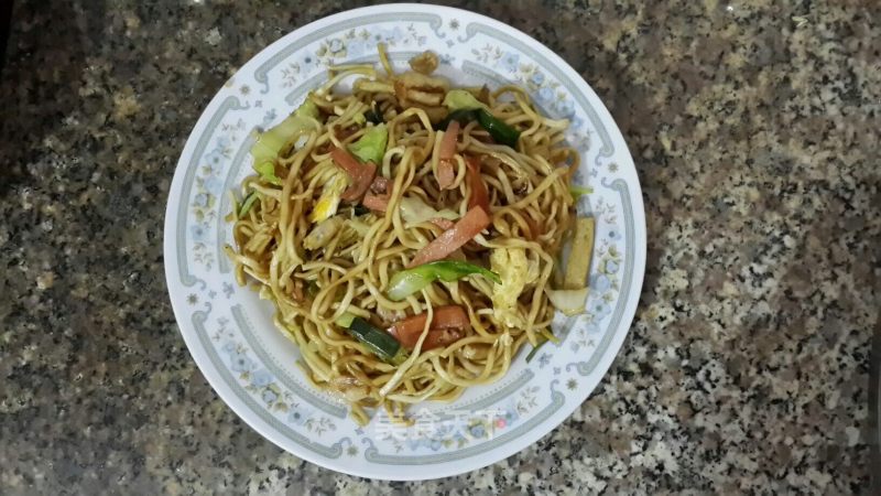 Stir-fried Noodles with Sauce recipe