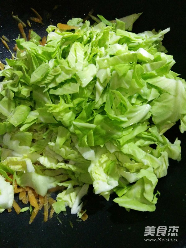 Fried Noodles with Shrimp Skin recipe