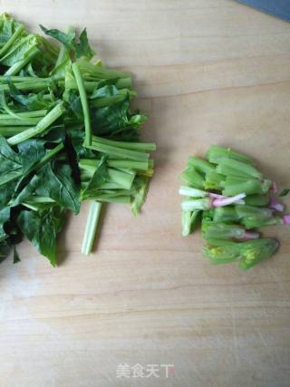 Spinach with Walnuts recipe