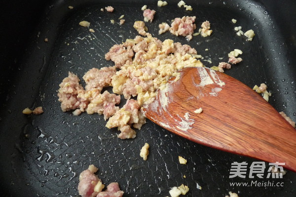 Fried Bean Curd with Minced Pork recipe