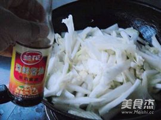 Stewed Cabbage with Spine recipe