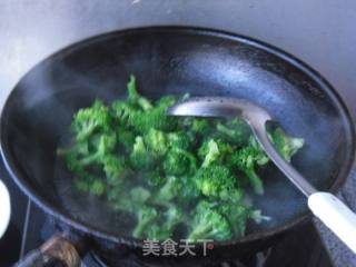 Vegetarian Stir-fried Broccoli recipe
