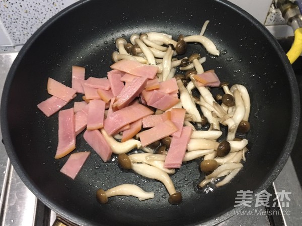 Ham and Mushroom Crepes recipe