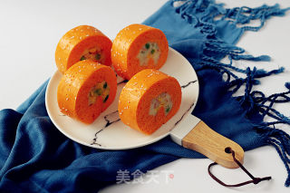 I Am Not A Cake Roll. 【golden Cheese Salad Roll】 recipe