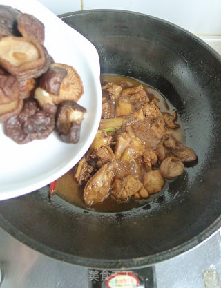 Stewed Chicken with Mushrooms recipe