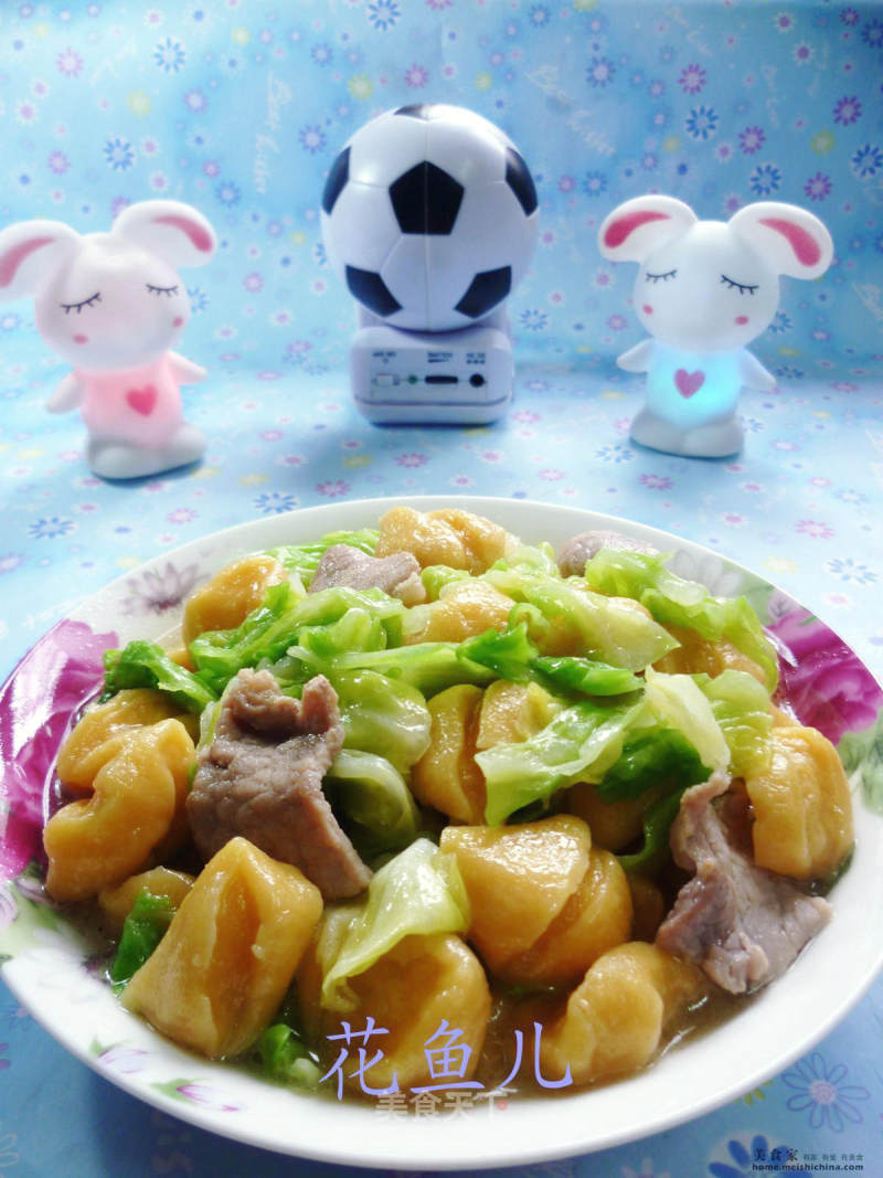 Stir-fried Carrot Gnocchi with Cabbage and Lean Pork recipe
