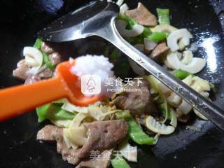 Stir-fried Pork Liver with Hot Pepper and Lei Sun recipe