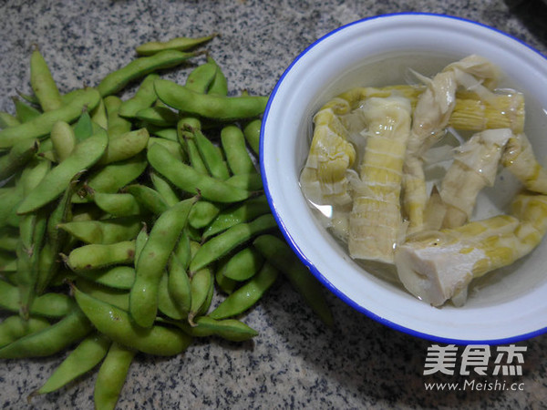 Stir-fried Edamame with Lamb Tail and Bamboo Shoots recipe