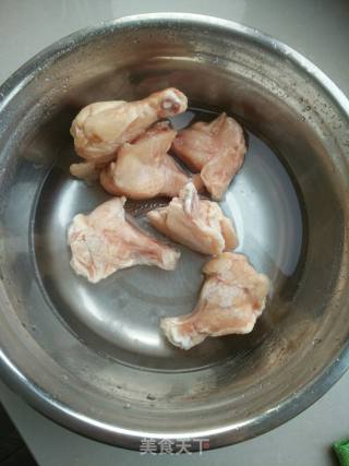 Steamed Chicken with Cordyceps Flower recipe