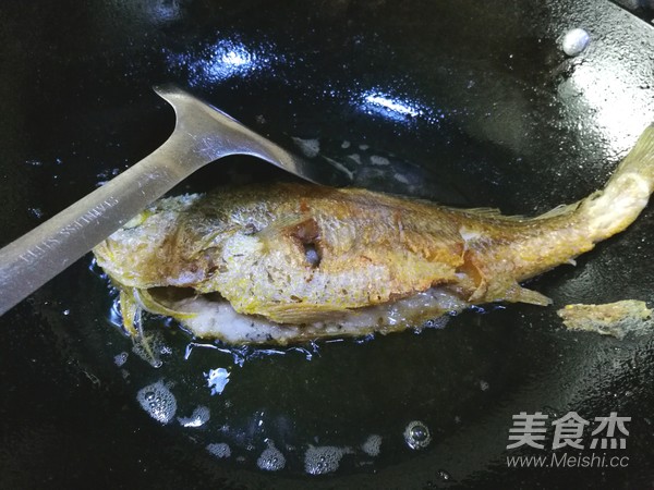 Braised Yellow Croaker recipe