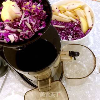 Purple Cabbage Golden Pear Juice recipe