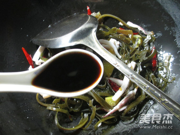 Fried Squid with Kelp recipe