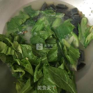 Preserved Egg Mustard Soup recipe