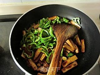 Stir-fried Green Peppers recipe