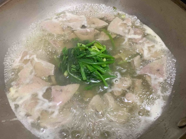 Spinach and Pork Liver Soup recipe