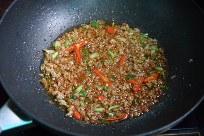 Noodles with Shacha Sauce and Green Vegetables recipe