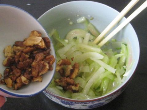 Walnut Cold Watermelon Rind recipe