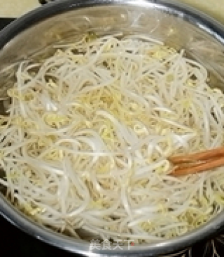 [mixed Mung Bean Sprouts] A Simple and Quick Homemade Cold Side Dish recipe