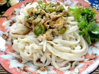 Cold Noodles in Summer-hand-made Noodles with Pepper and Egg Sauce recipe