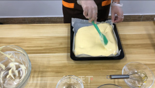 Salted Egg Yolk Ham Cake Roll recipe