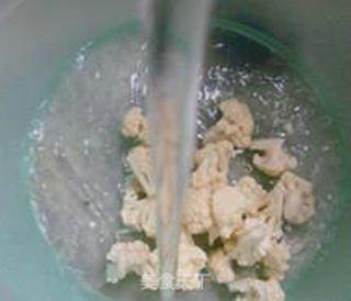 Stir-fried Cauliflower with Shrimp and Loofah recipe