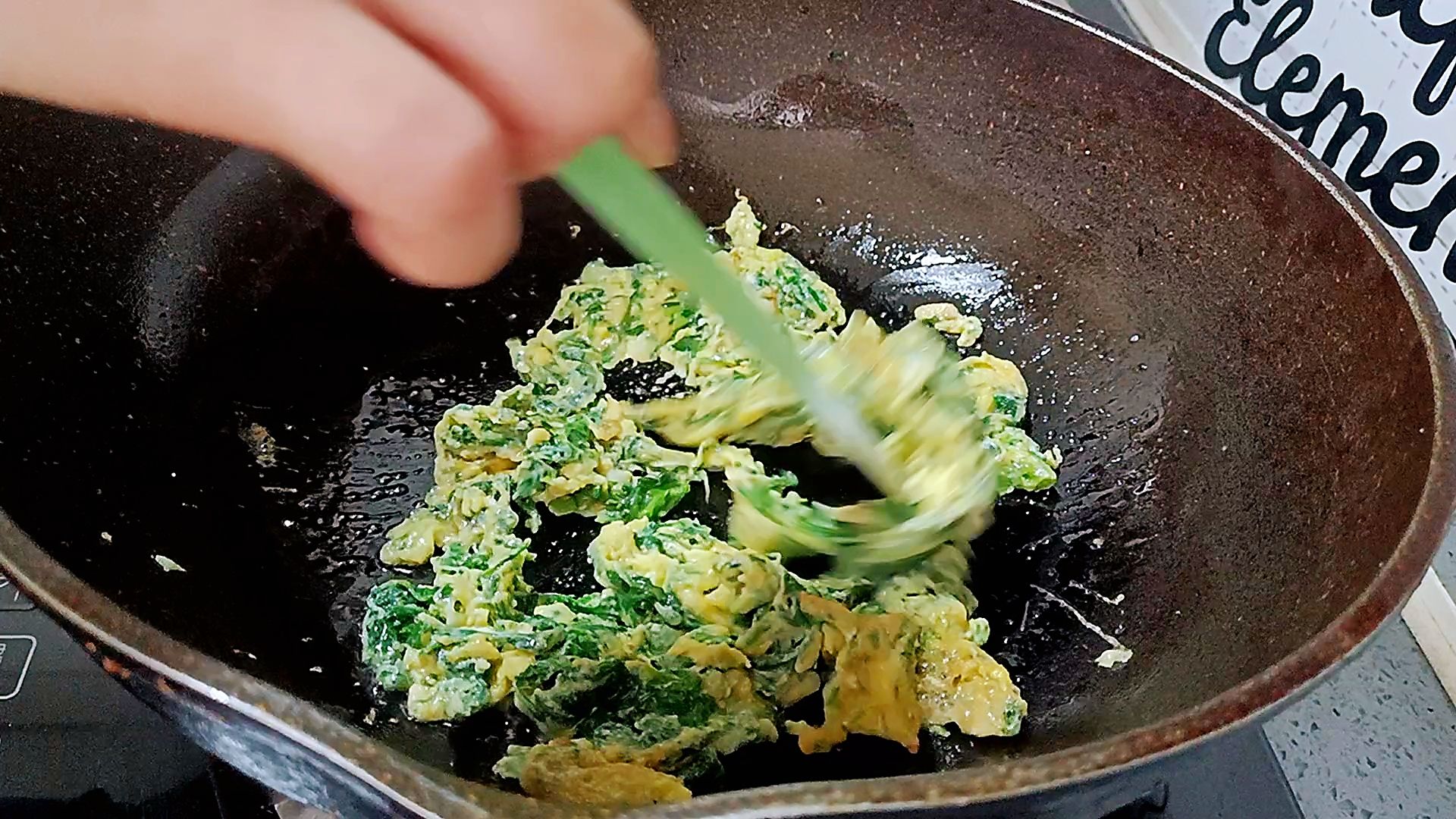 Wild Vegetables Not to be Missed in Spring: Shepherd's Purse Scrambled Eggs, recipe