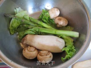 Mushroom Vegetable Noodle Soup recipe