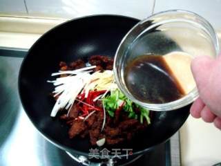 【flying Birds and Beasts】——"fried and Cooked Rose Robe Meat" recipe