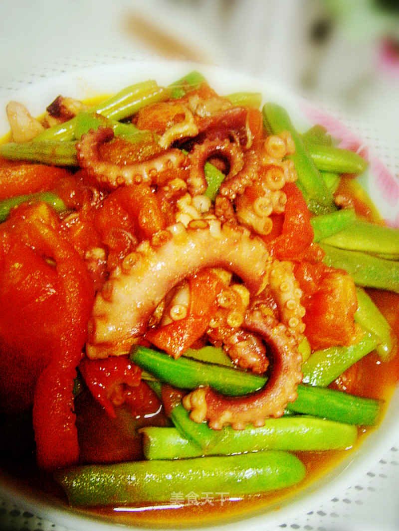Octopus and String Beans in Tomato Sauce recipe