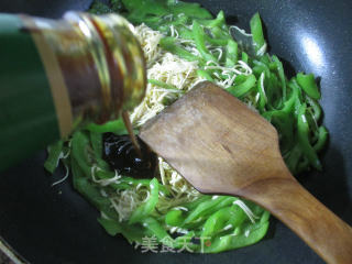 Stir-fried Shredded Green Pepper recipe