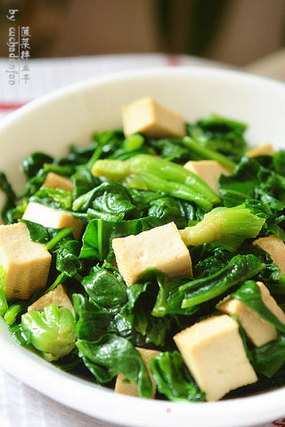 Spinach Mixed with Dried Bean Curd recipe