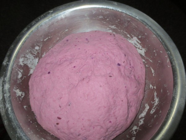 Purple Sweet Potato Meat Bun recipe