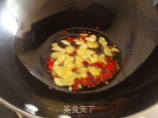 [sichuan Cuisine] Stir-fried Pork Heart with Double Pepper recipe