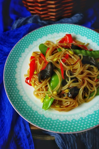 Colorful Fried Rice Noodles recipe