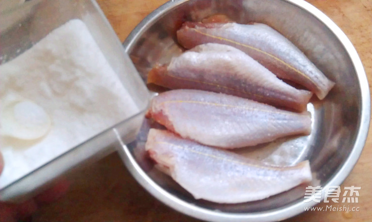 Braised Red Squid Fish in Tempeh Sauce recipe