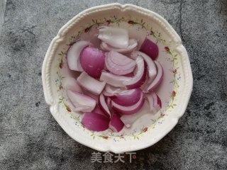 Onion Fungus Mixed with Melon recipe