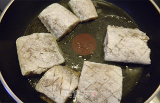 Dry Fried Black Pepper Octopus recipe