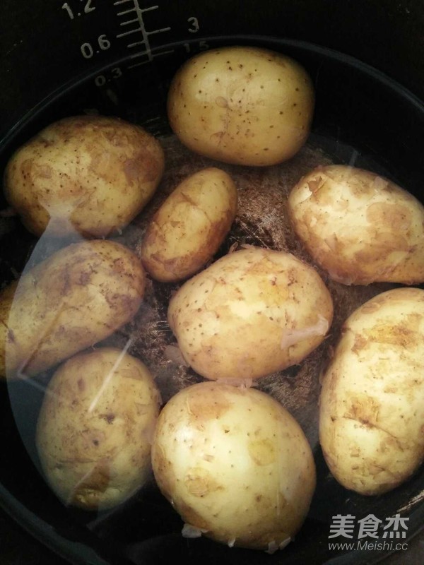 Braised New Potatoes recipe