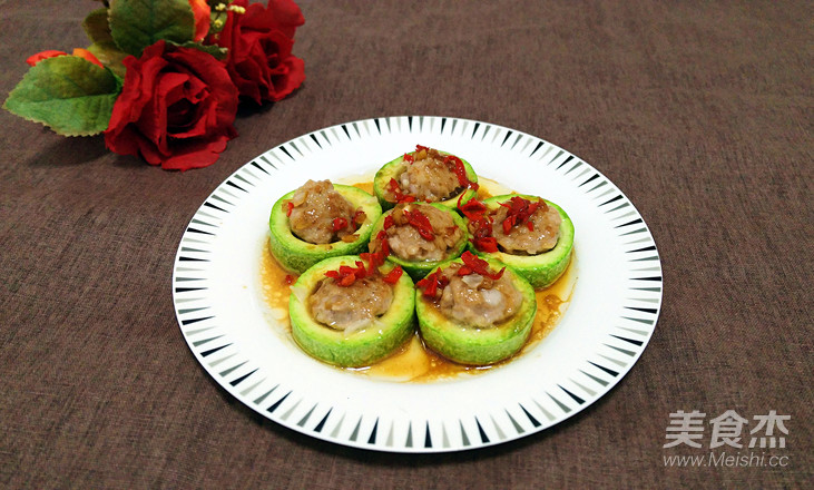 Zucchini Stuffed with Meat recipe