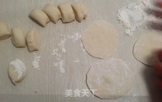 Chinese Cabbage Sausage Buns recipe