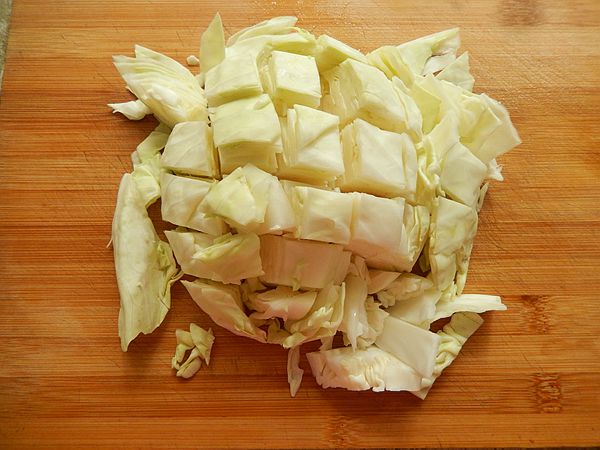 Cabbage Mixed with Purple Sweet Potato Vermicelli recipe