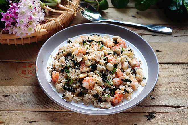 Fried Rice with Spinach and Shrimp recipe