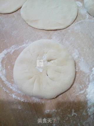 Shrimp Pie with Leek and Fungus recipe