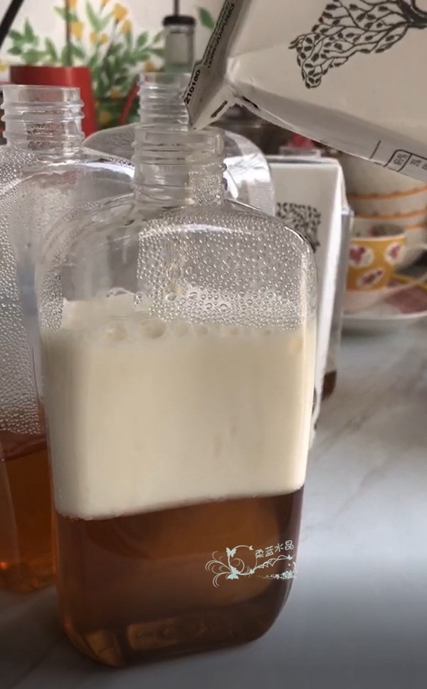 Black Tea Tea Iced Milk recipe