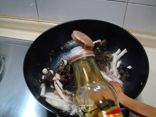 Coarse Grains Made "muxi Stir-fried Buckwheat Cat Ears" recipe