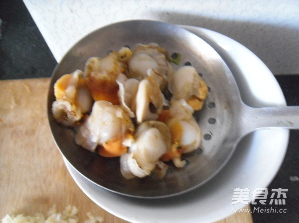 Steamed Scallops with Garlic Vermicelli recipe