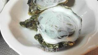 Colorful Garlic Oysters recipe