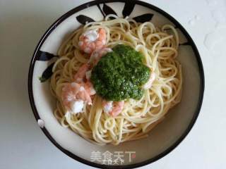 Spaghetti with Pesto recipe