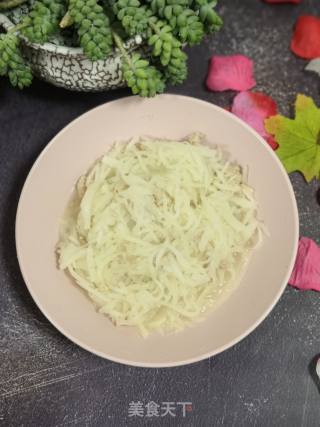 Stir-fried Shredded Radish recipe