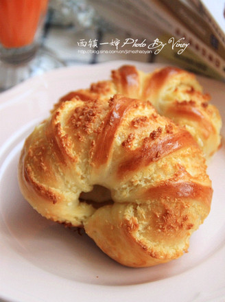 Coconut Flower Roll Bun recipe